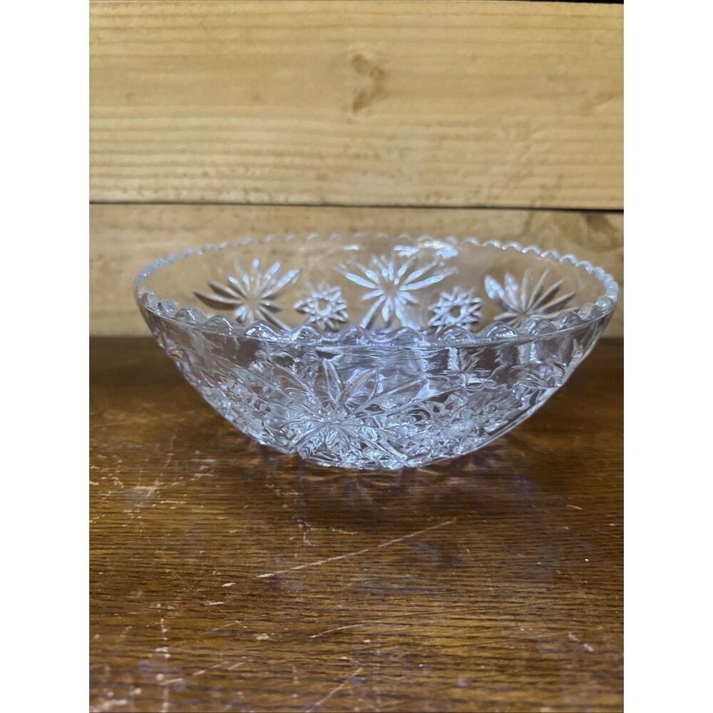 Anchor Hocking Star Glass Bowl Clear Prescut Fruit, Salad, 8 3/4 X 3.5